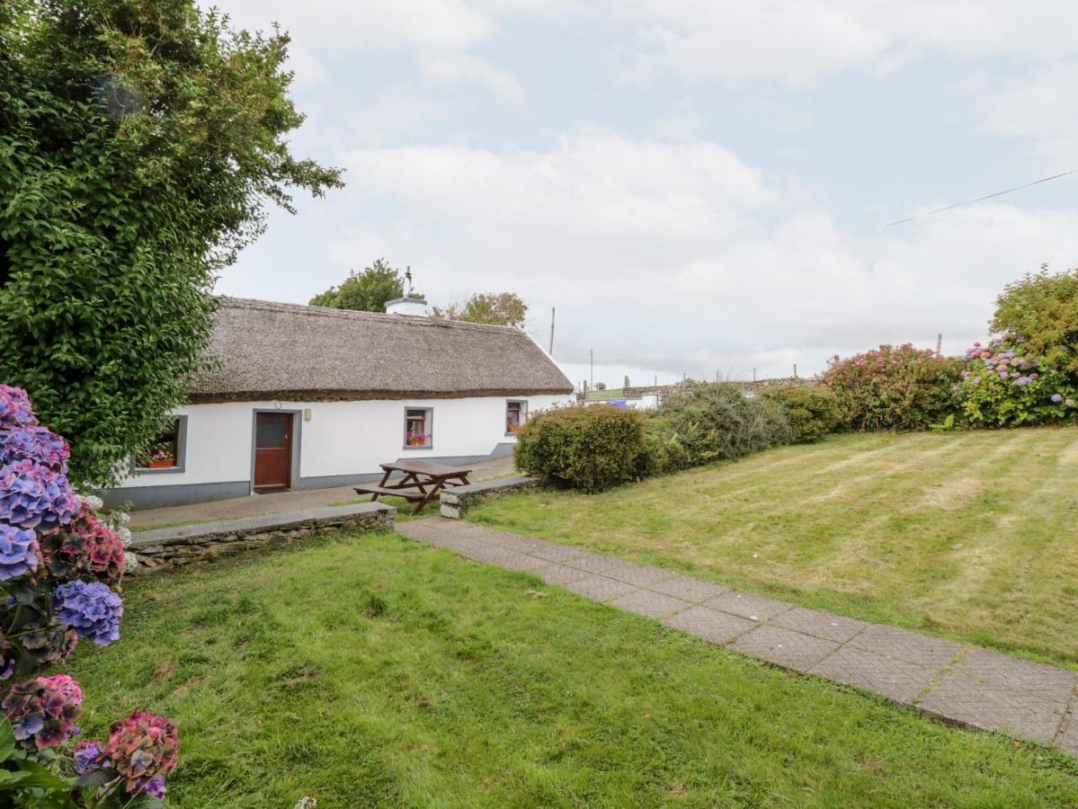 The Thatched Cottage Liscarney Экстерьер фото