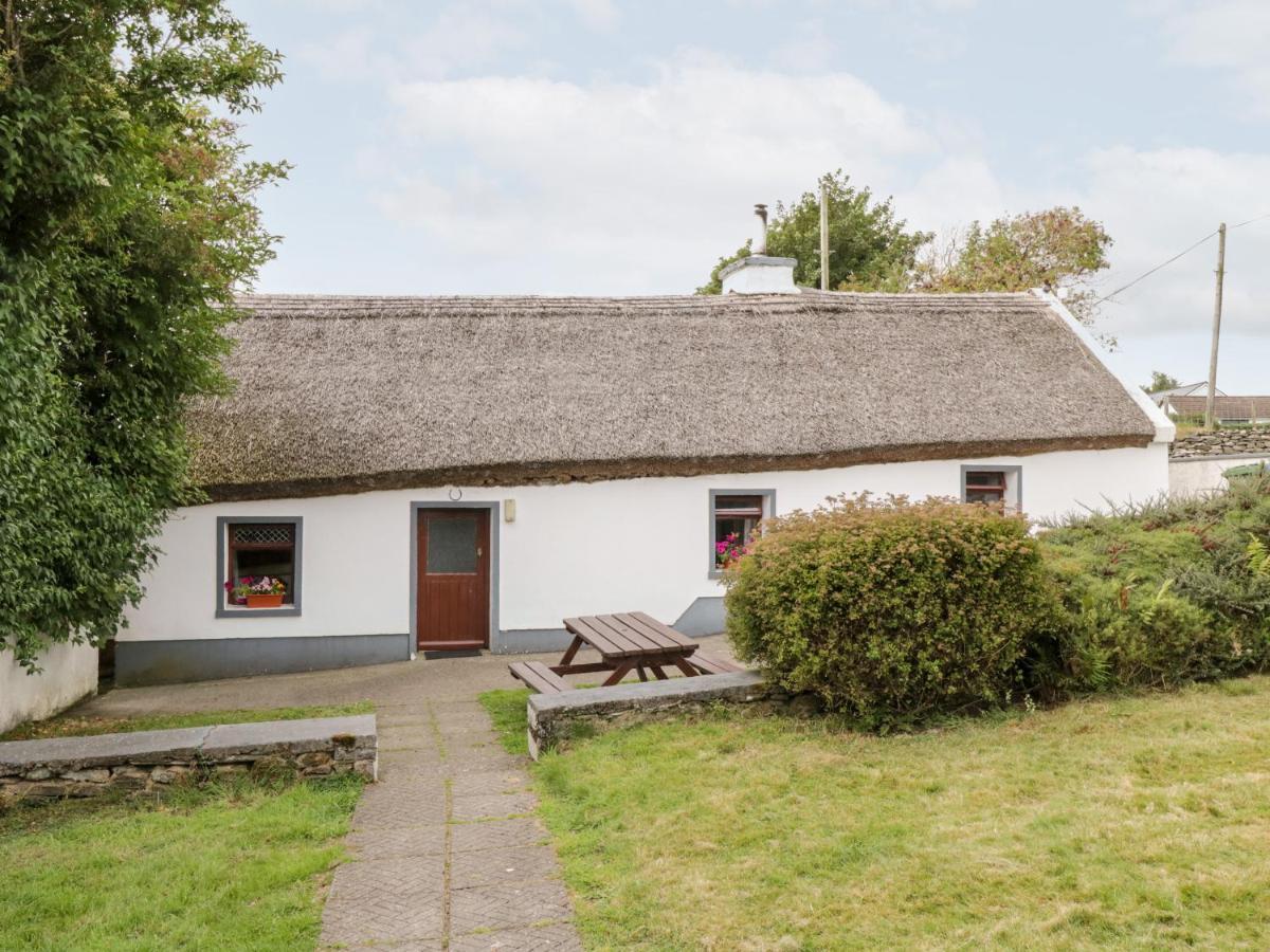 The Thatched Cottage Liscarney Экстерьер фото